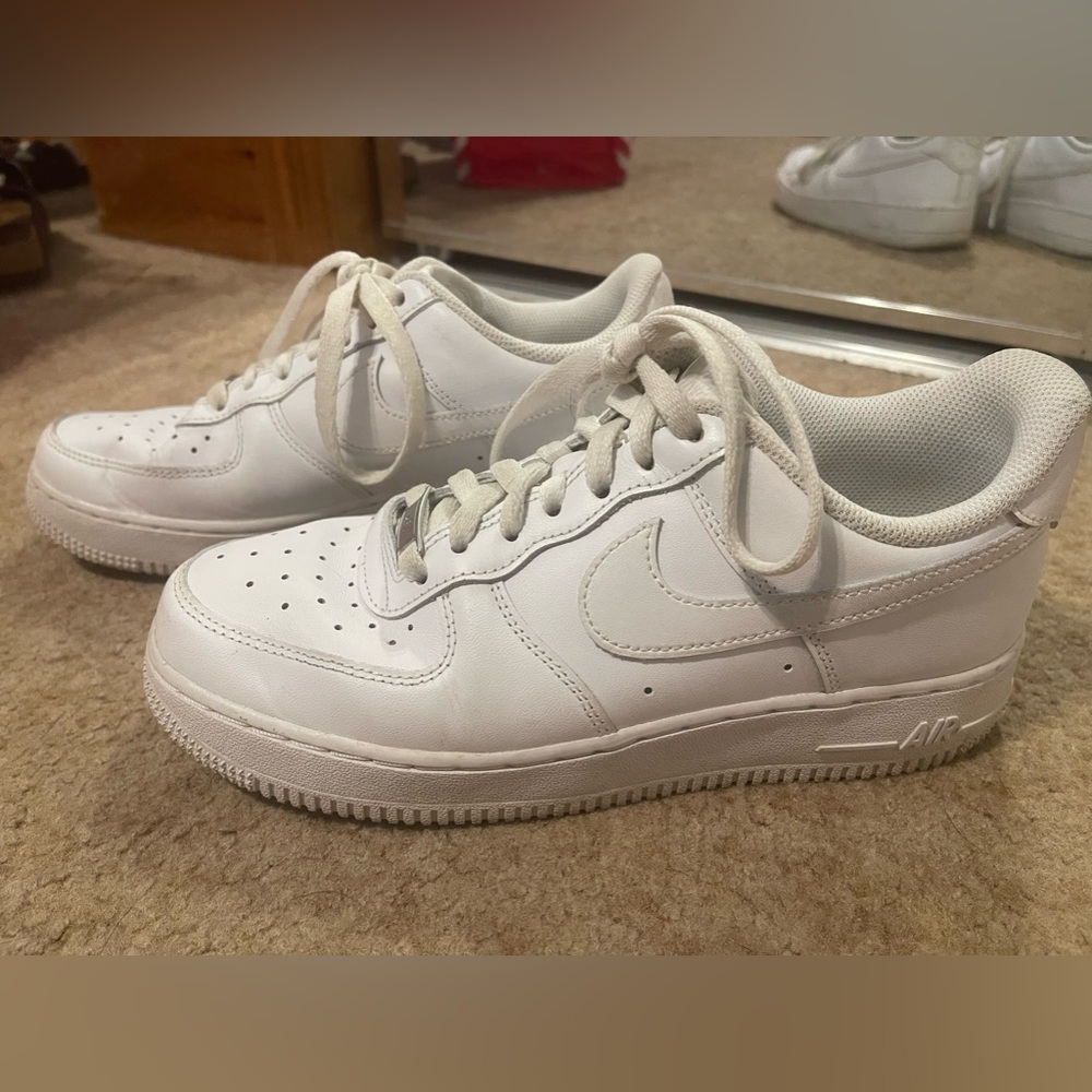 Nike Women’s Air Force 1